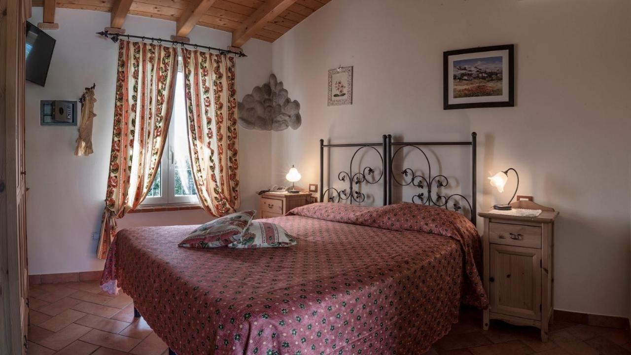 Agriturismo Le Tese Cola  Exterior photo