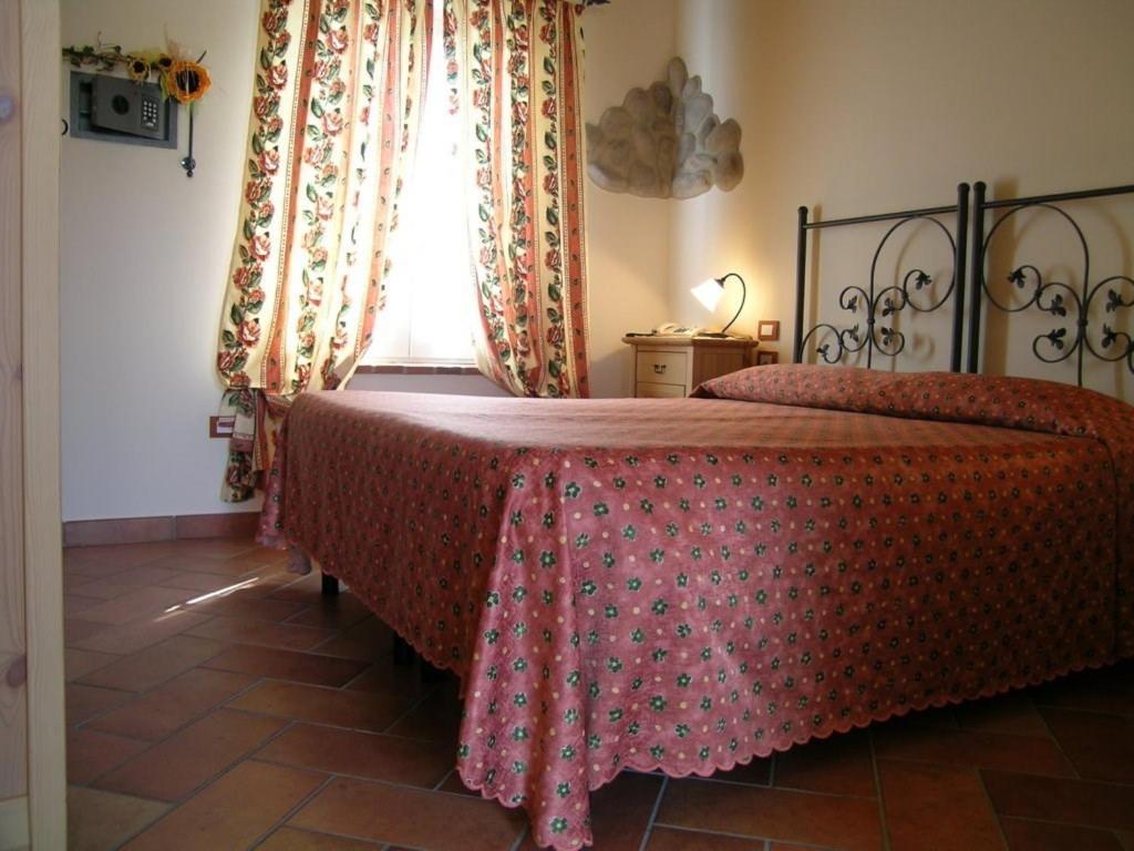 Agriturismo Le Tese Cola  Exterior photo